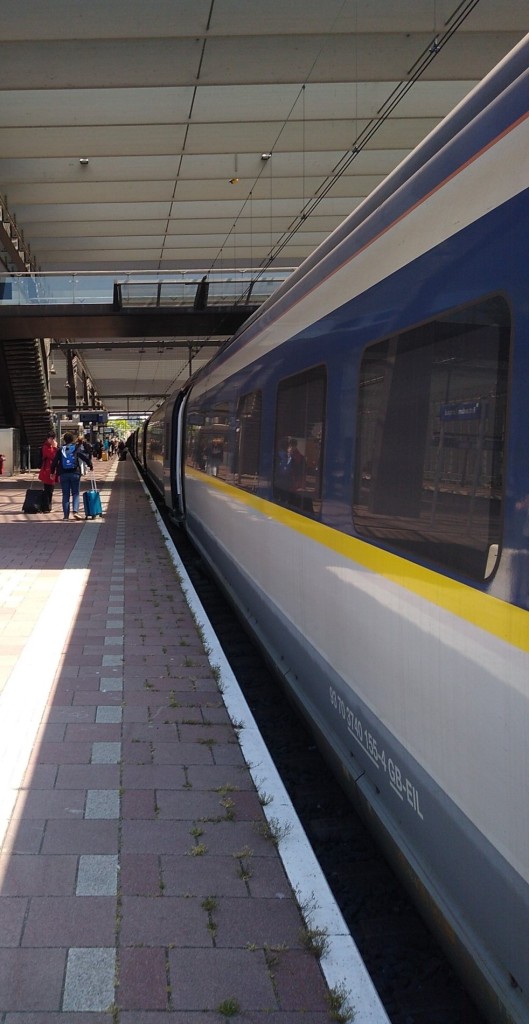 Eurostar at a sunny platform in Rotterdam